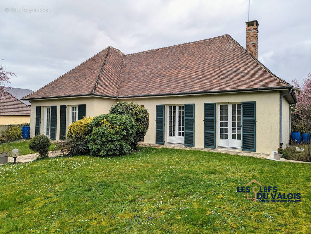 FACADE AVANT - Maison à CREPY-EN-VALOIS