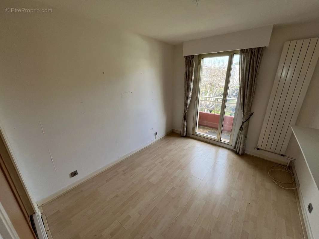 Appartement à VILLENEUVE-LOUBET