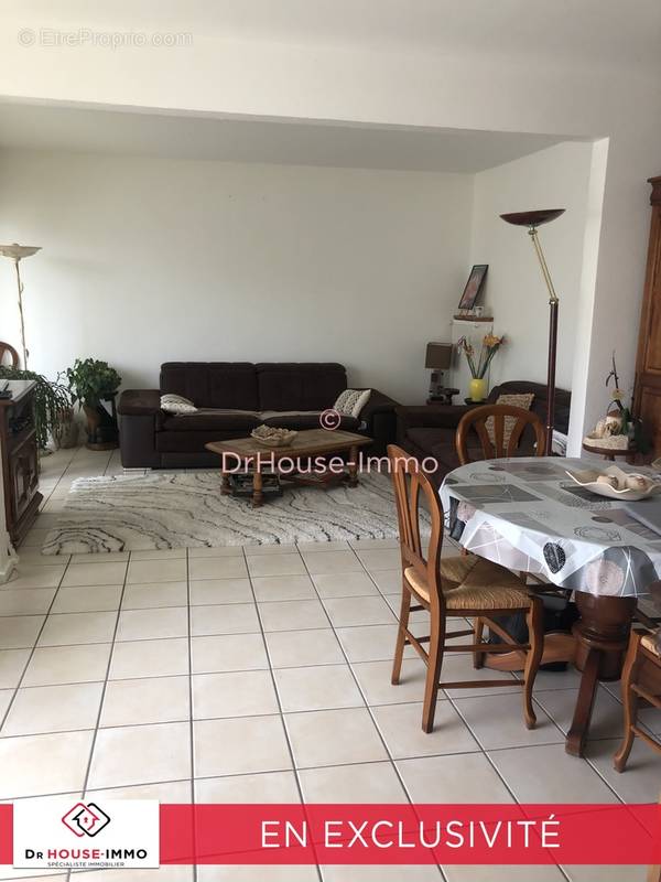 Appartement à BRIVES-CHARENSAC