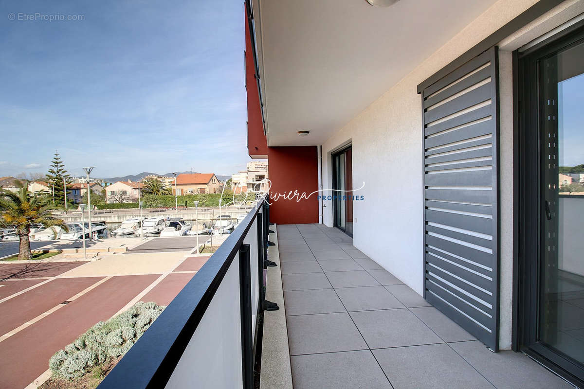 Appartement à FREJUS