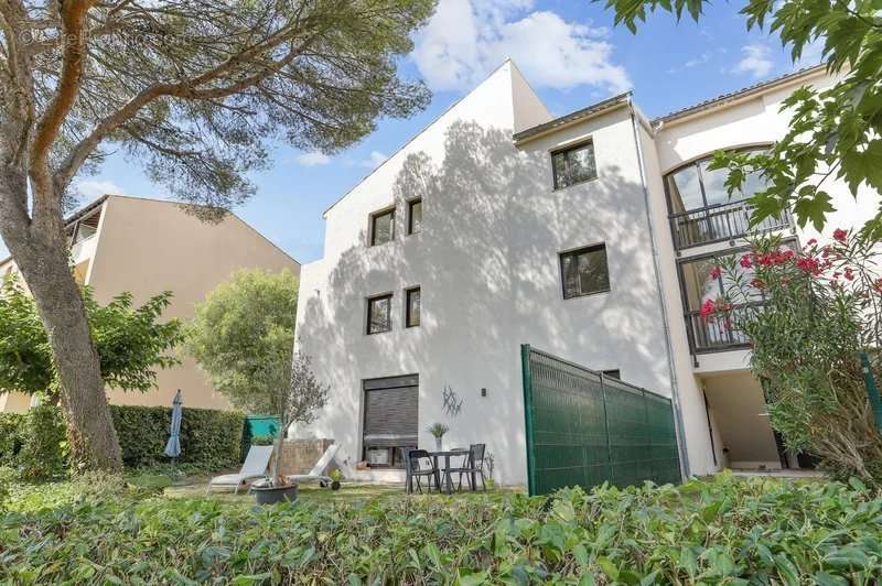 Appartement à SIX-FOURS-LES-PLAGES