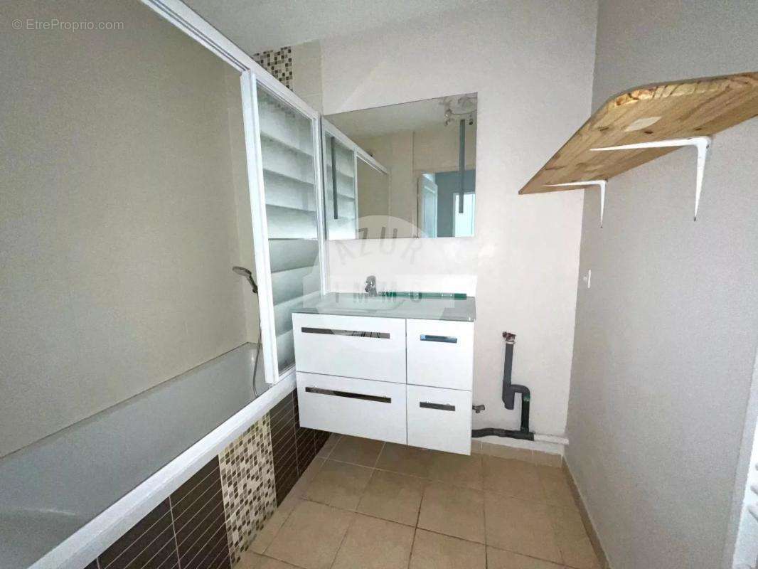 Appartement à MARSEILLE-9E