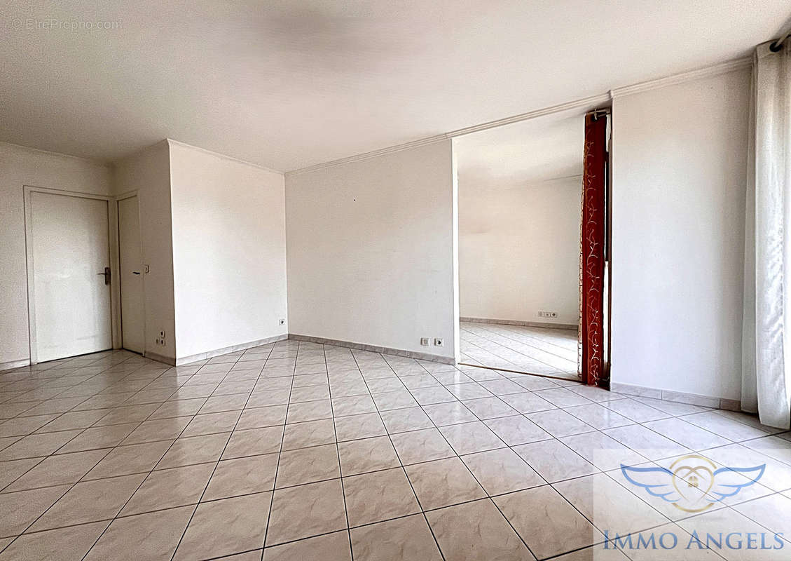 Appartement à MARSEILLE-12E