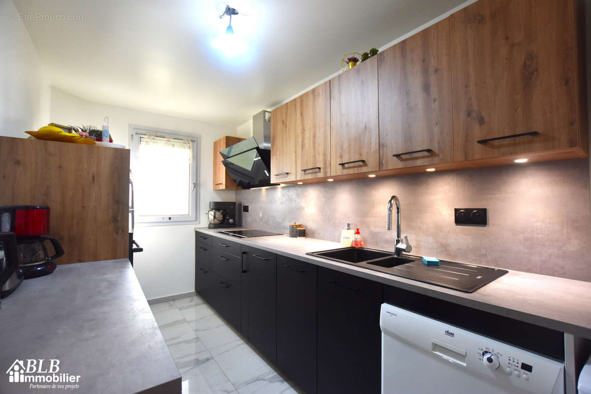 Appartement à MONTIGNY-LE-BRETONNEUX