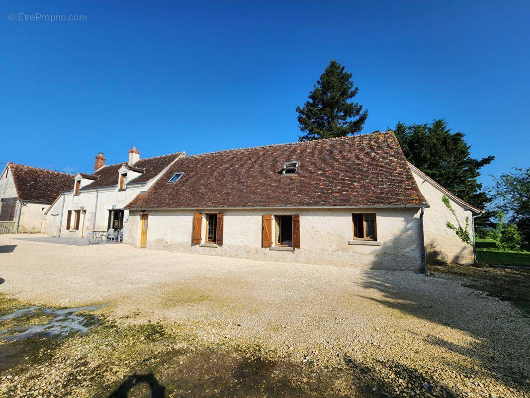 Maison à CHATILLON-SUR-INDRE