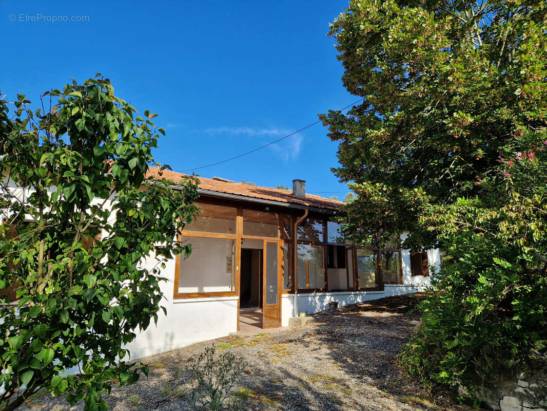 Maison à SAINT-EUTROPE-DE-BORN