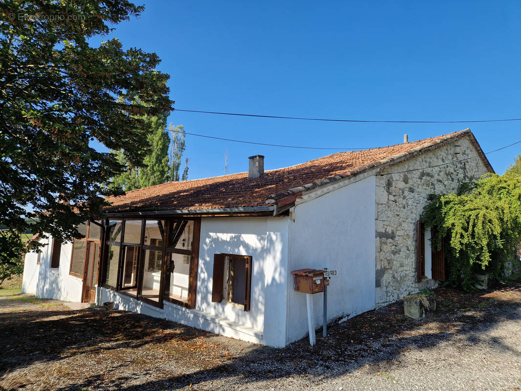 Maison à SAINT-EUTROPE-DE-BORN