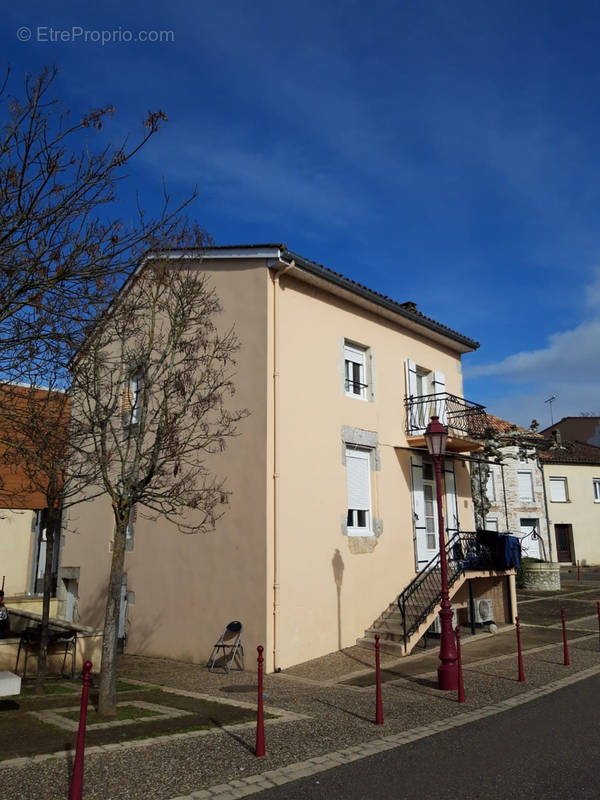 Appartement à CASTELMORON-SUR-LOT