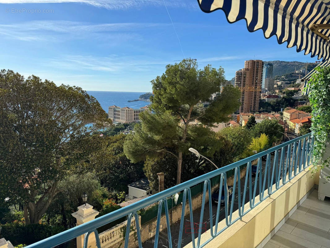 Appartement à ROQUEBRUNE-CAP-MARTIN