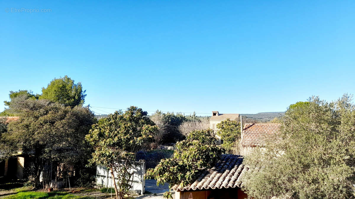 Maison à CABRIERES-D&#039;AVIGNON