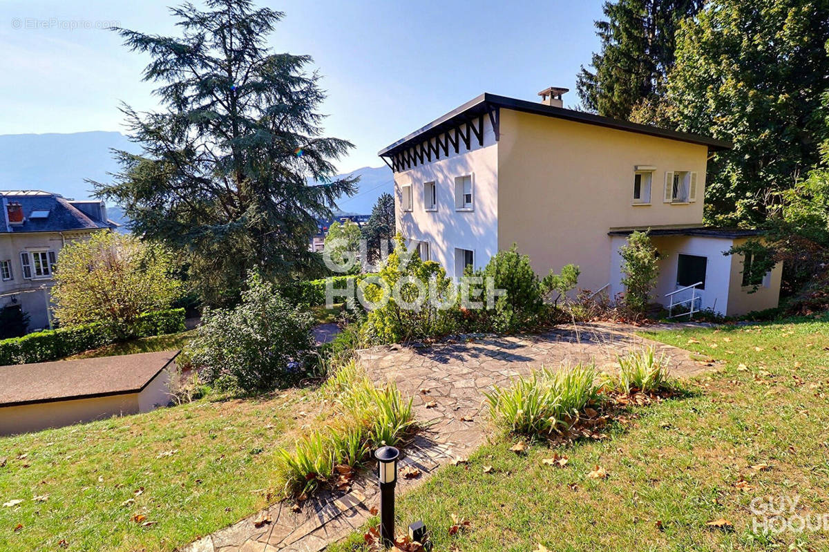 Maison à AIX-LES-BAINS