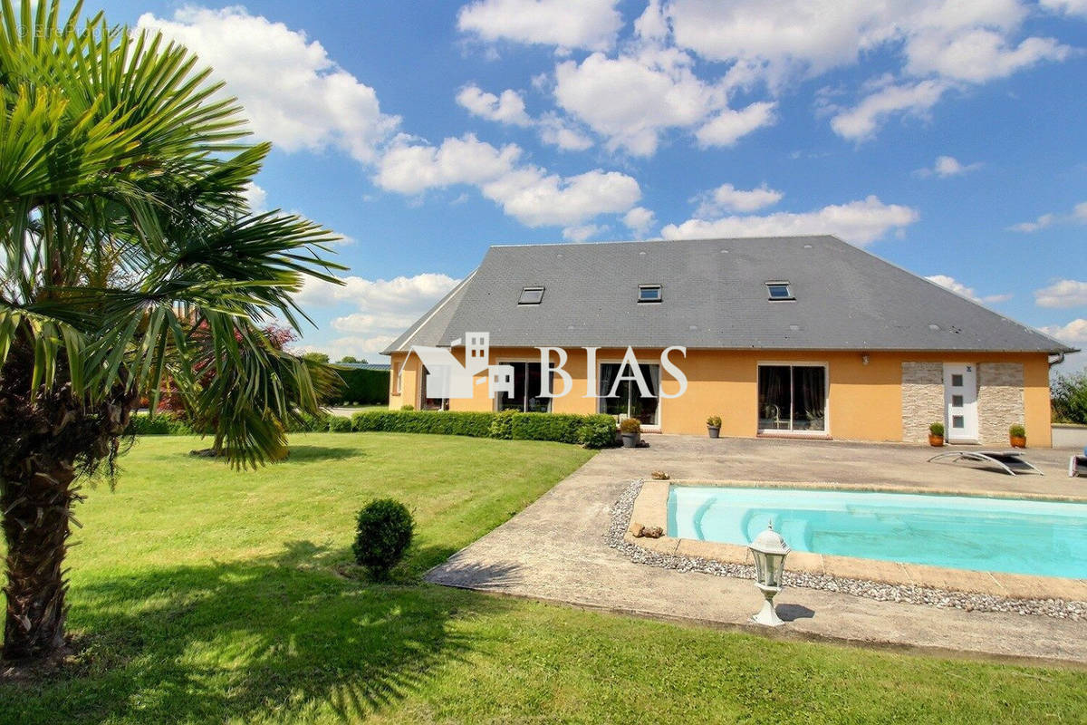 Maison à BERNAY