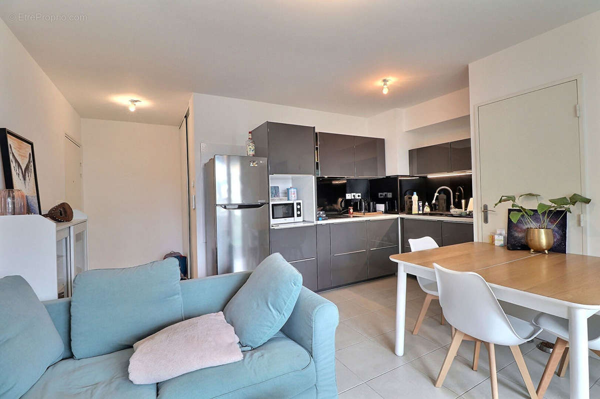 Appartement à MARSEILLE-11E