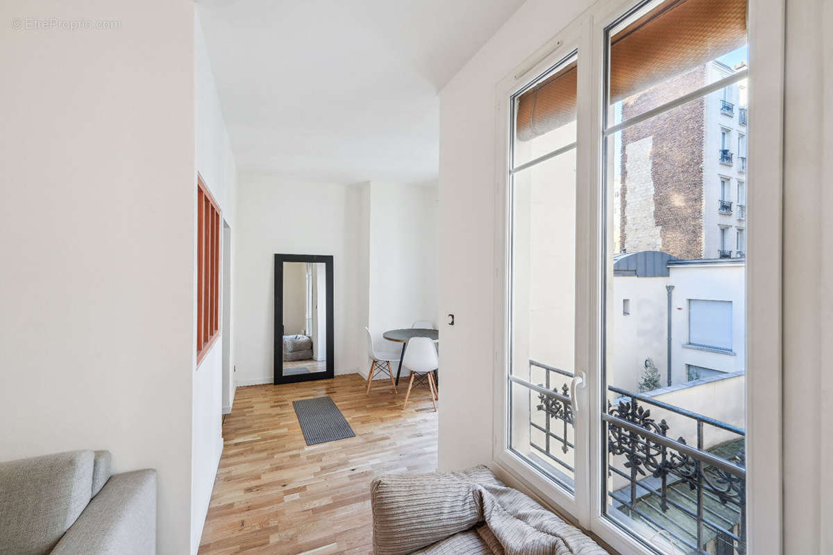 Appartement à PARIS-11E