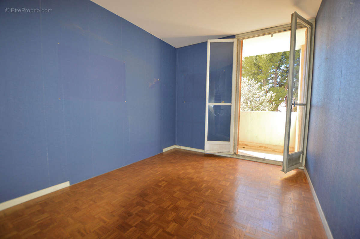 Appartement à MARSEILLE-12E