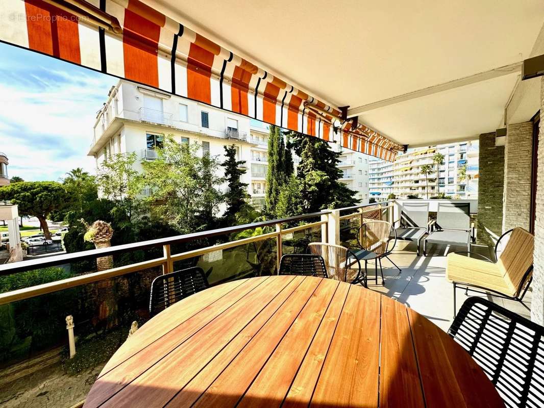 Appartement à CANNES