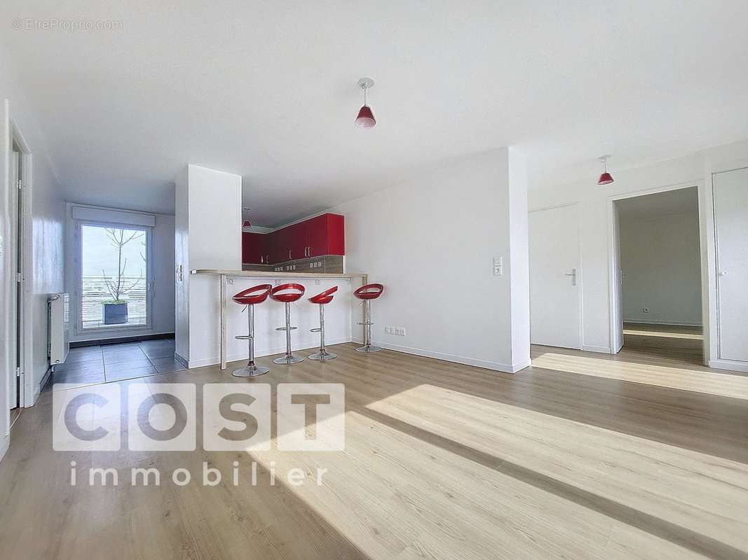 Appartement à COLOMBES