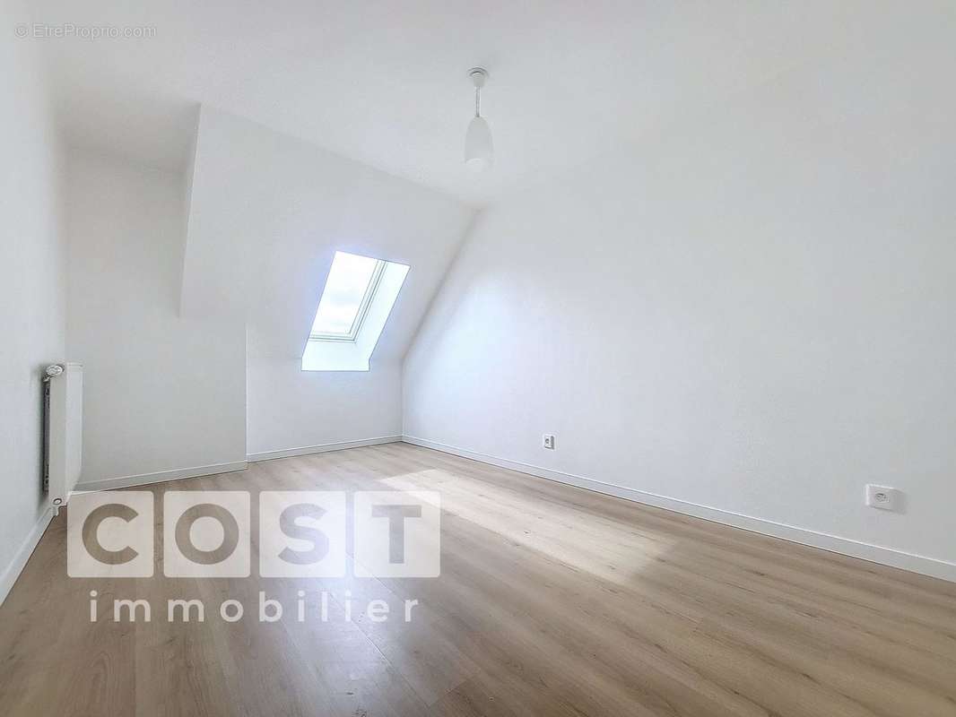 Appartement à COLOMBES