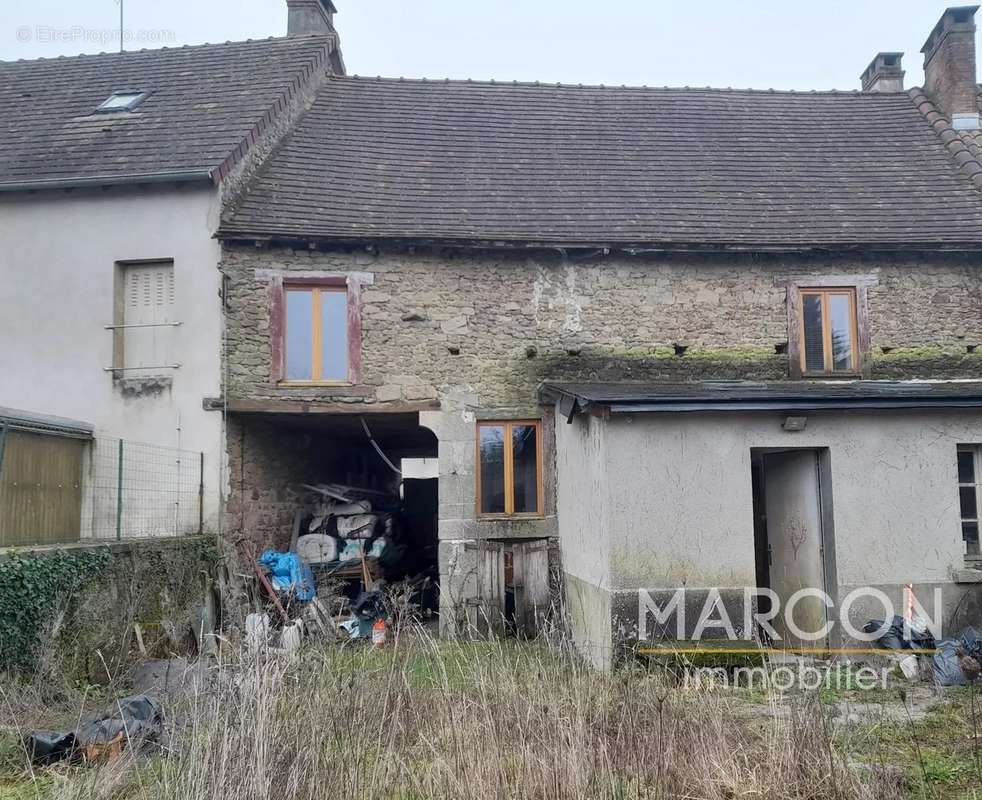 Maison à ARNAC-LA-POSTE