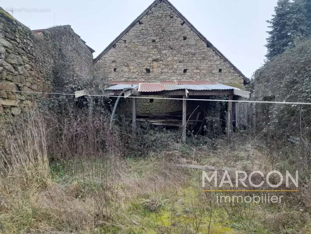 Maison à ARNAC-LA-POSTE