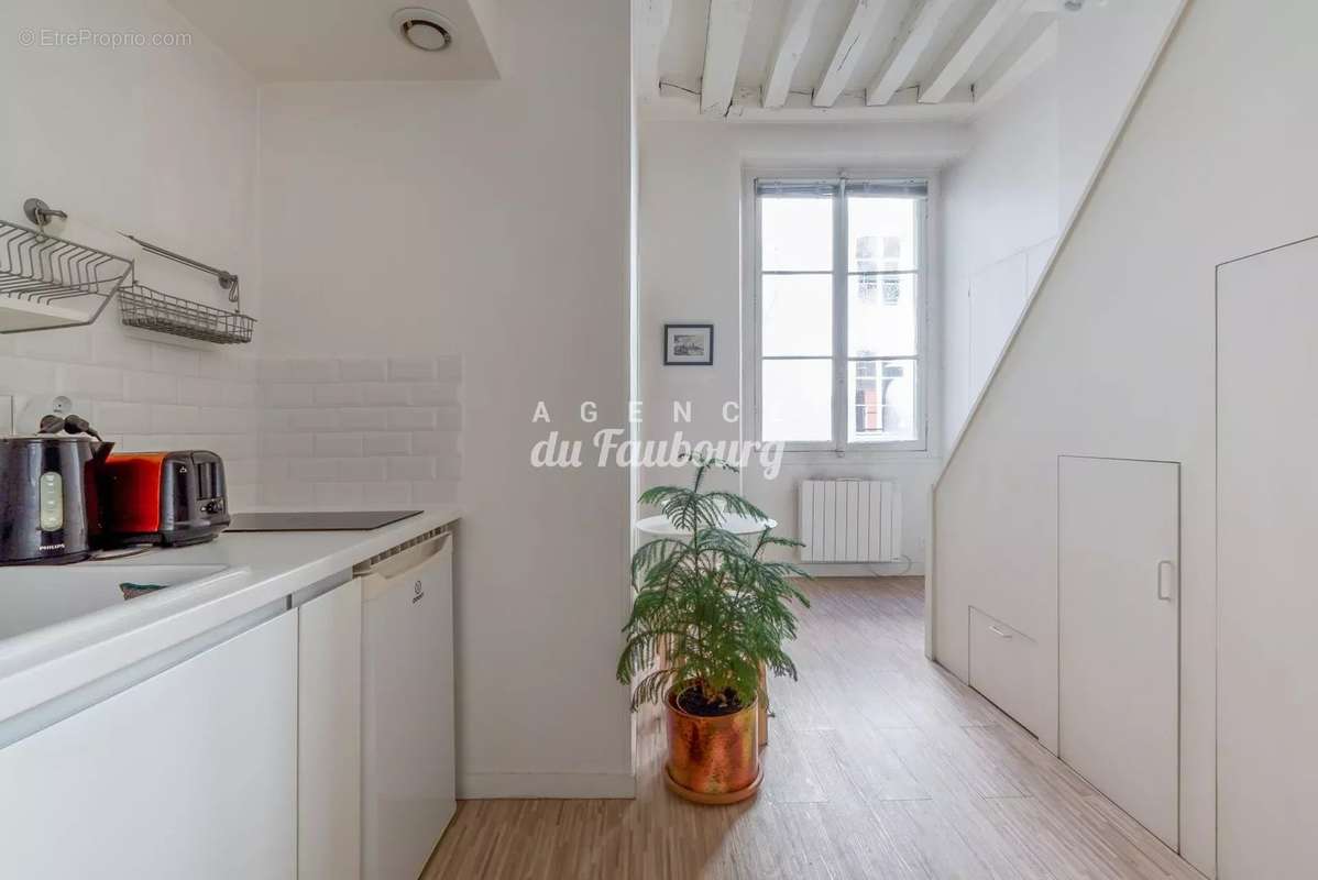 Appartement à PARIS-7E