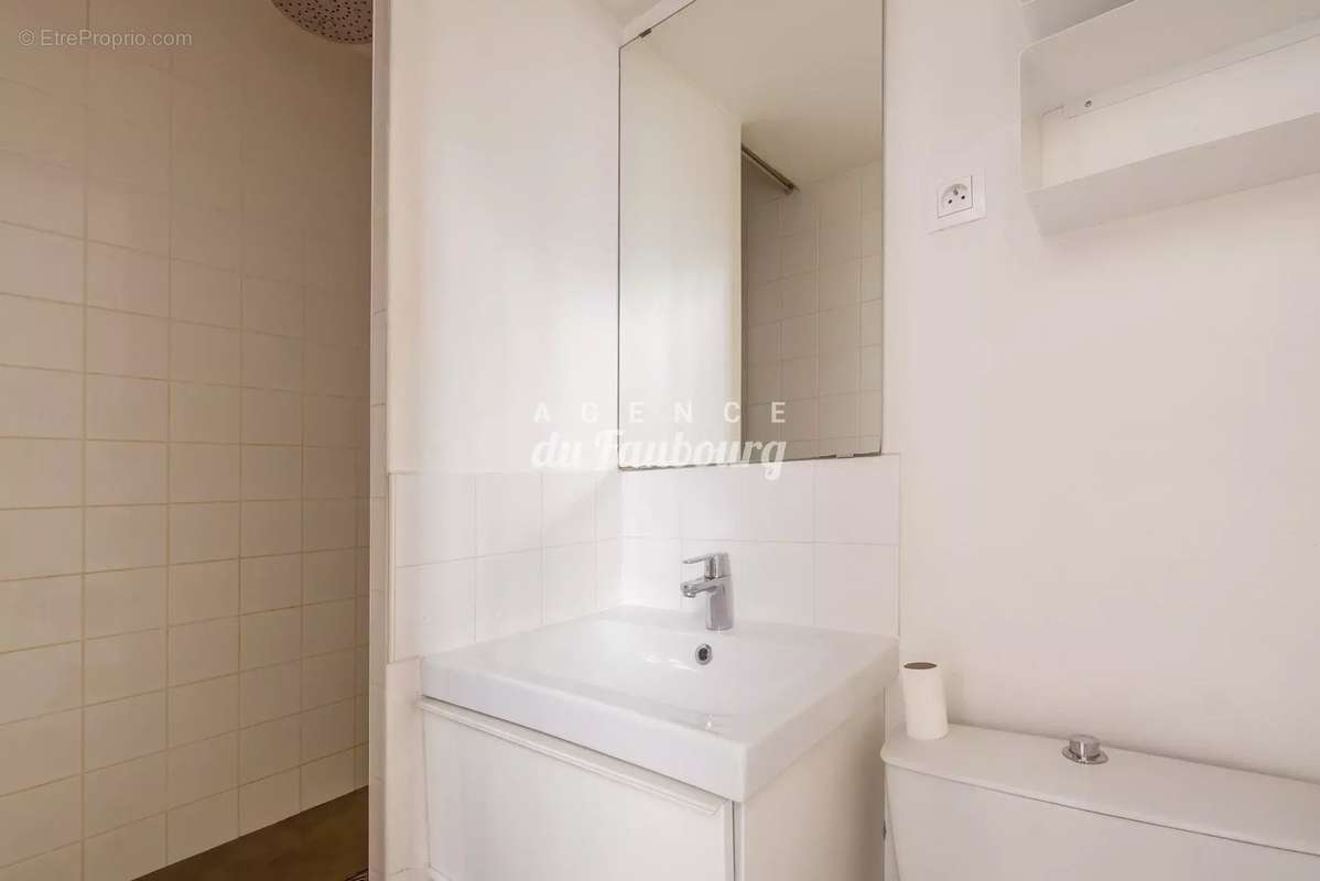 Appartement à PARIS-7E