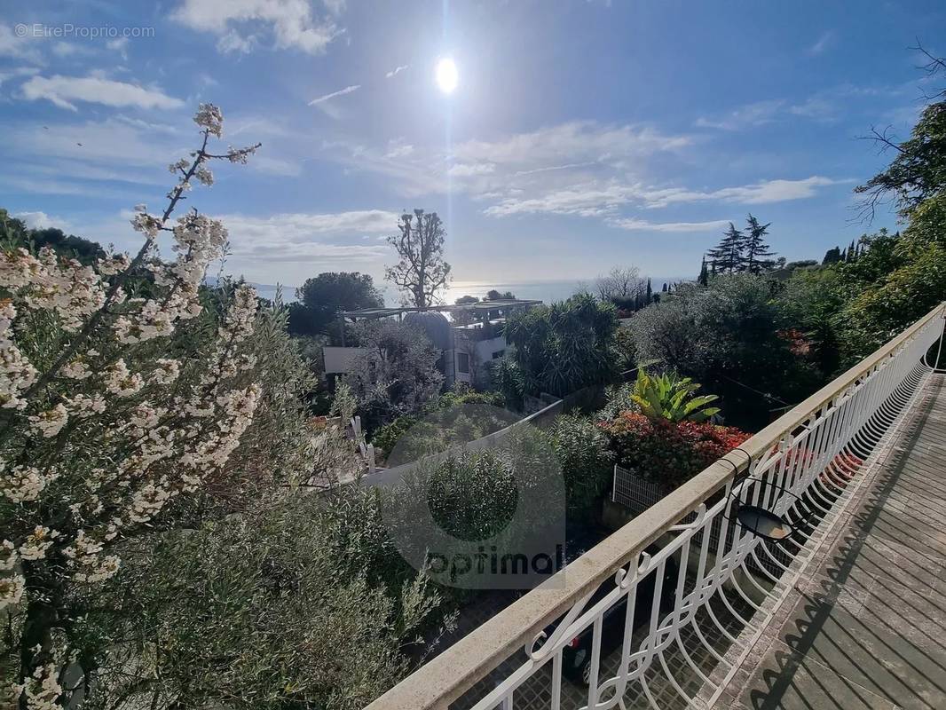 Maison à ROQUEBRUNE-CAP-MARTIN