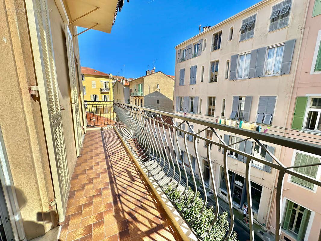 balcon sud  - Appartement à MENTON