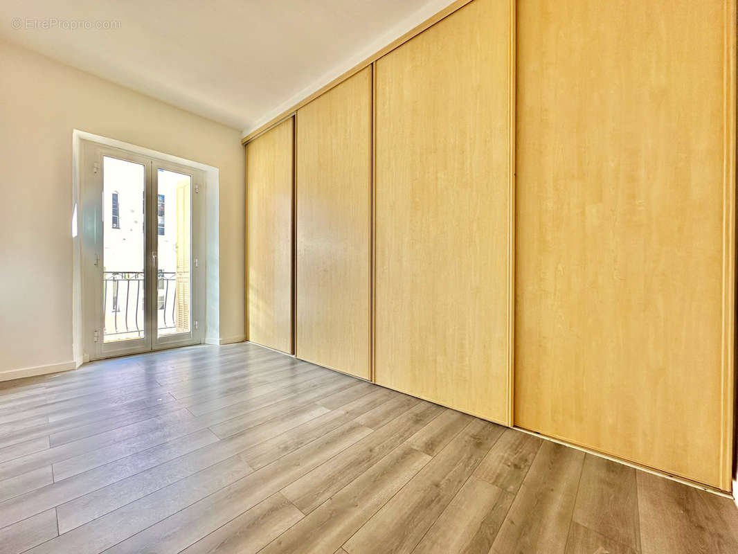 chambre  - Appartement à MENTON