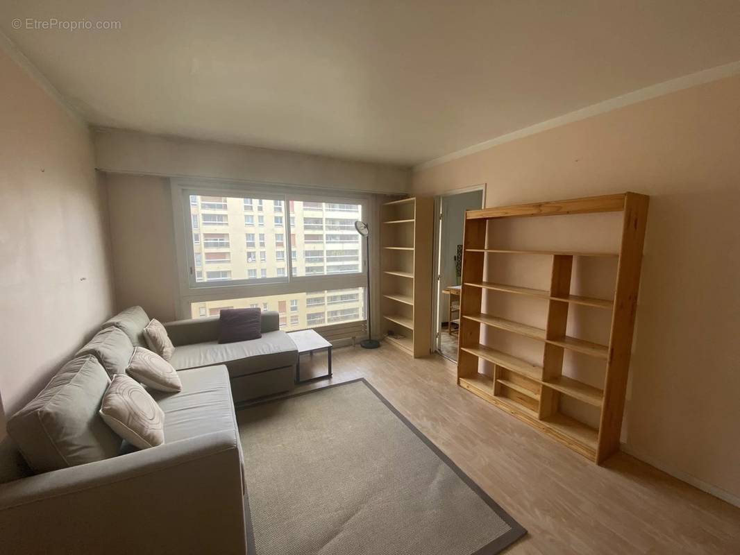 Appartement à PARIS-12E