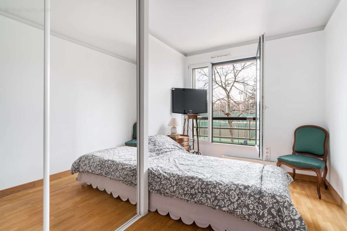 Appartement à LEVALLOIS-PERRET