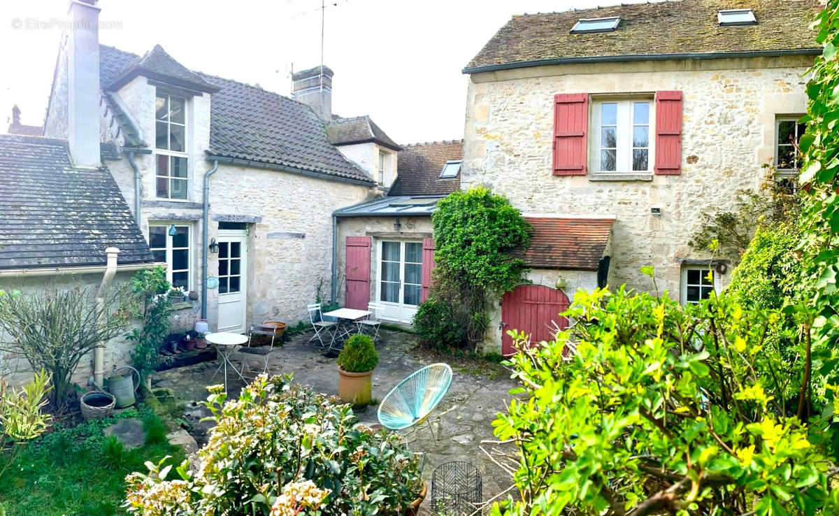 Maison à SENLIS