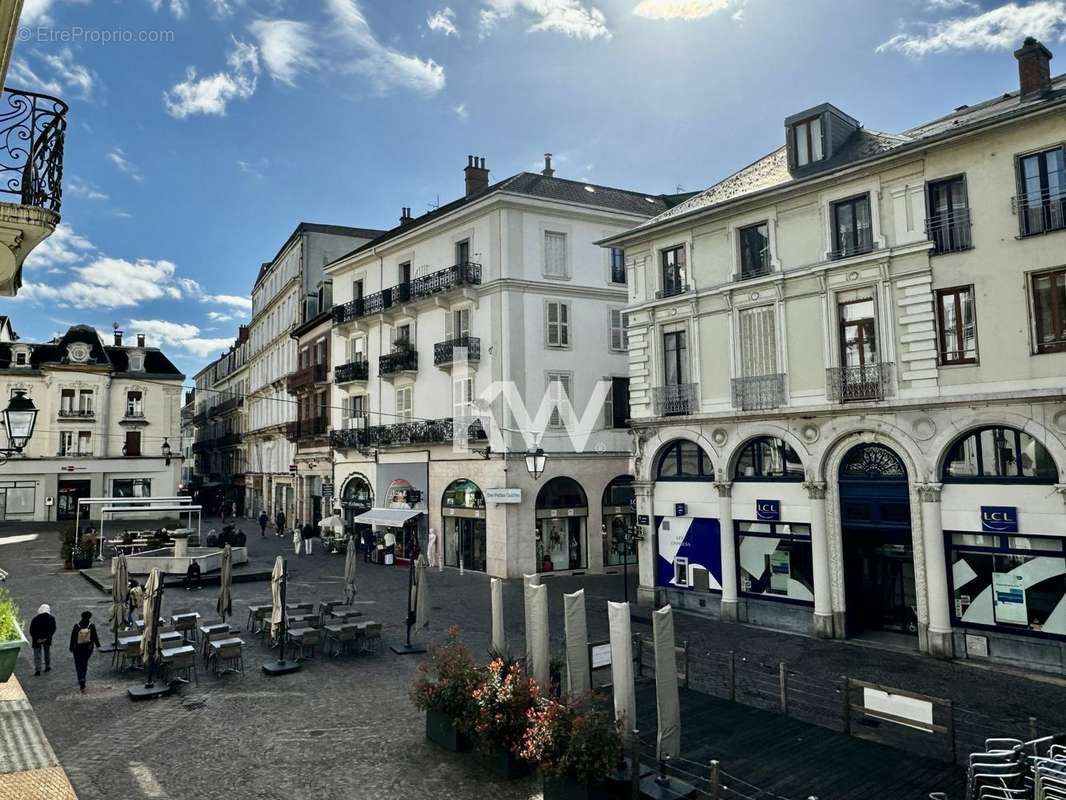 Appartement à AIX-LES-BAINS