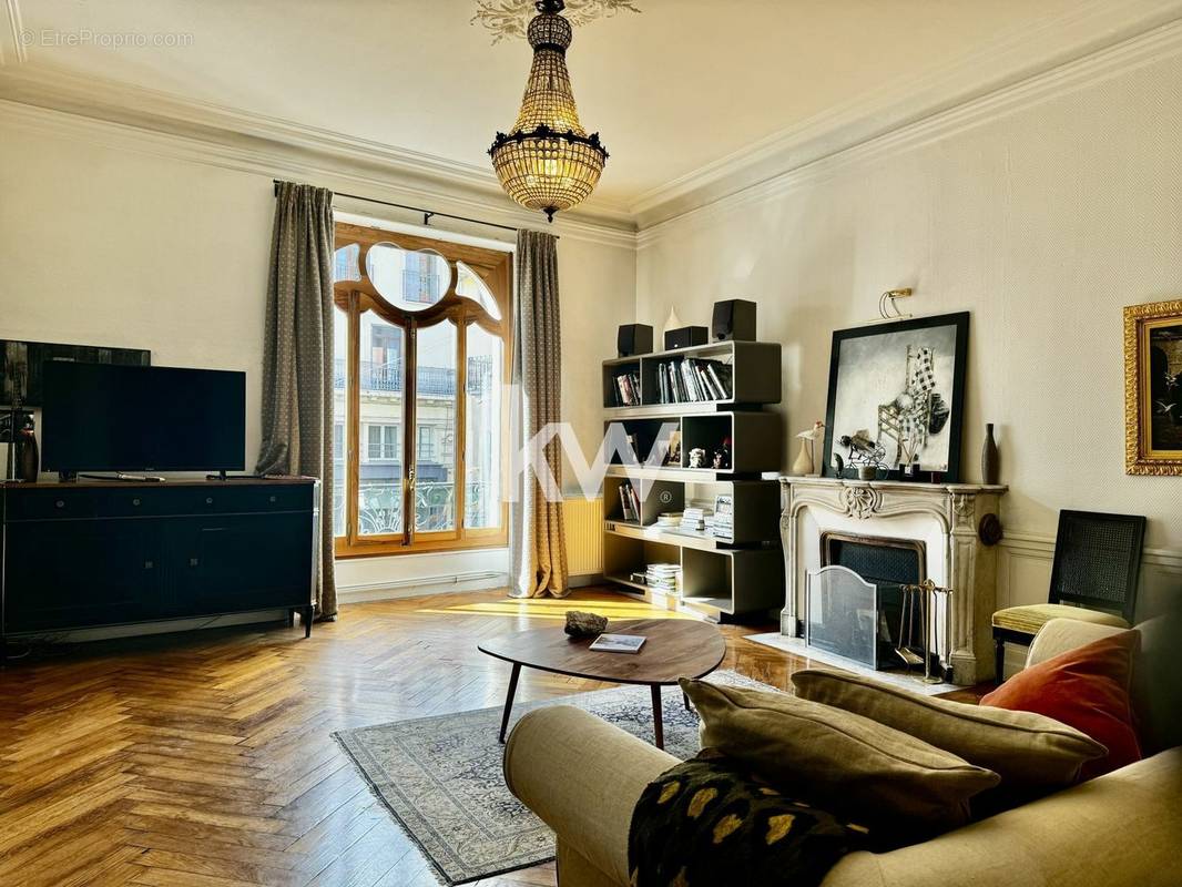 Appartement à AIX-LES-BAINS