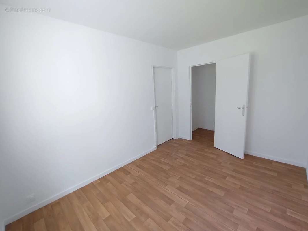 Appartement à LE RAINCY