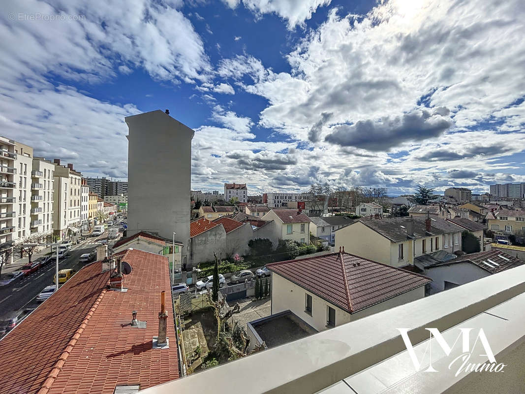 Appartement à LYON-8E