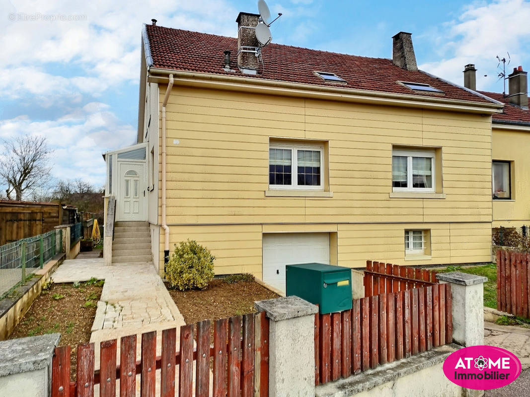 Maison à SAINTE-MARIE-AUX-CHENES