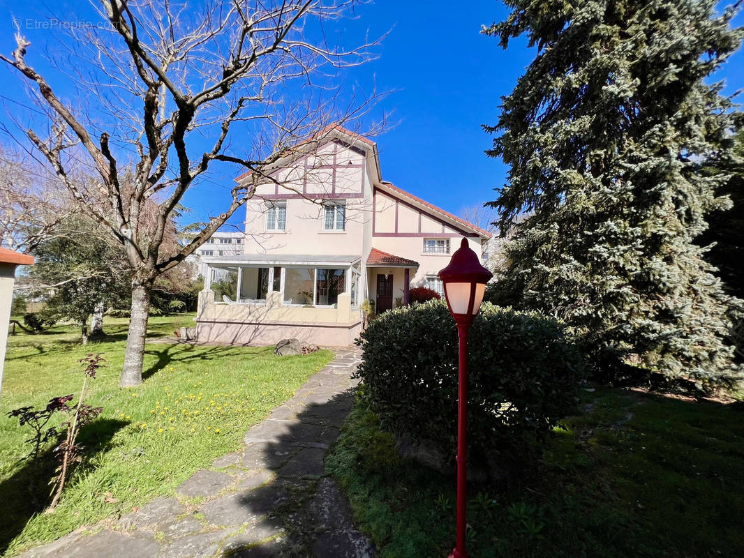 Maison à TARBES