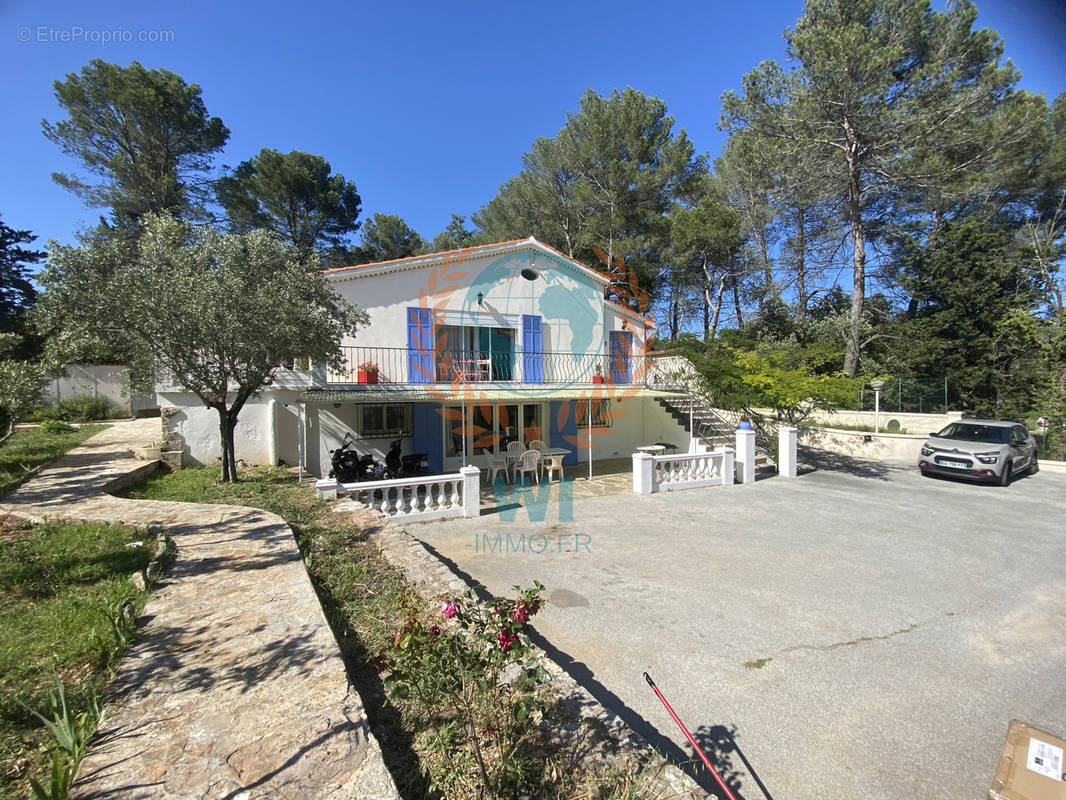 Maison à TRANS-EN-PROVENCE