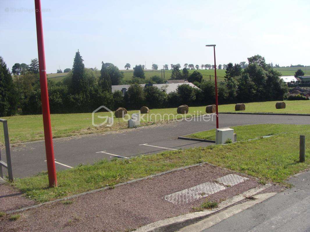 Terrain à LA VILLETTE