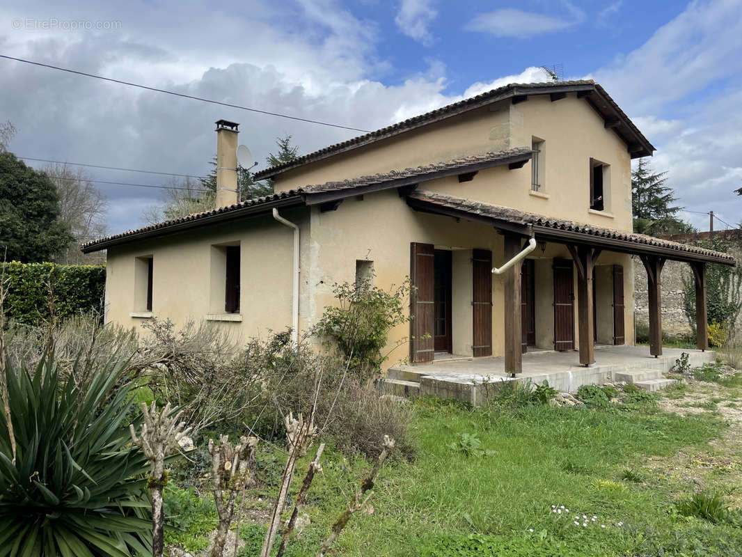 Maison à MONTCARET