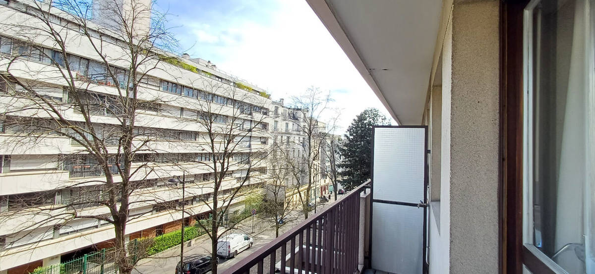 Appartement à PARIS-20E