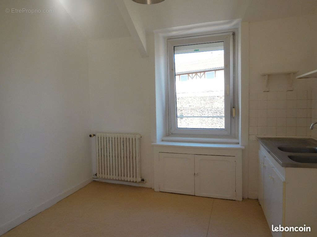 Appartement à LAMBALLE