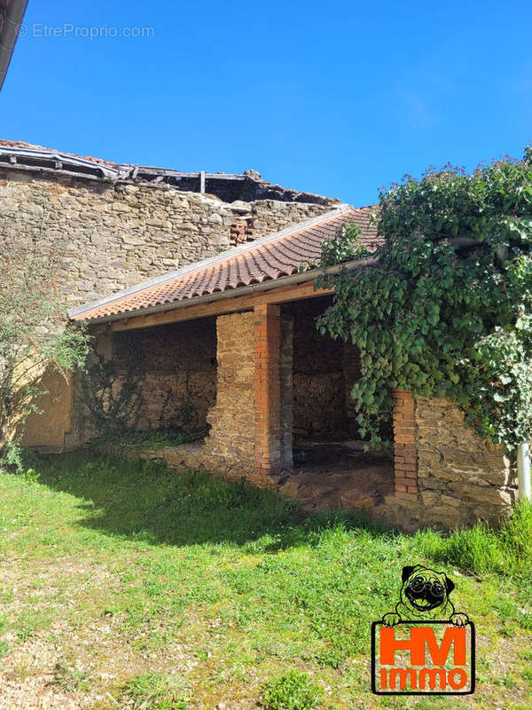 Maison à LINARDS