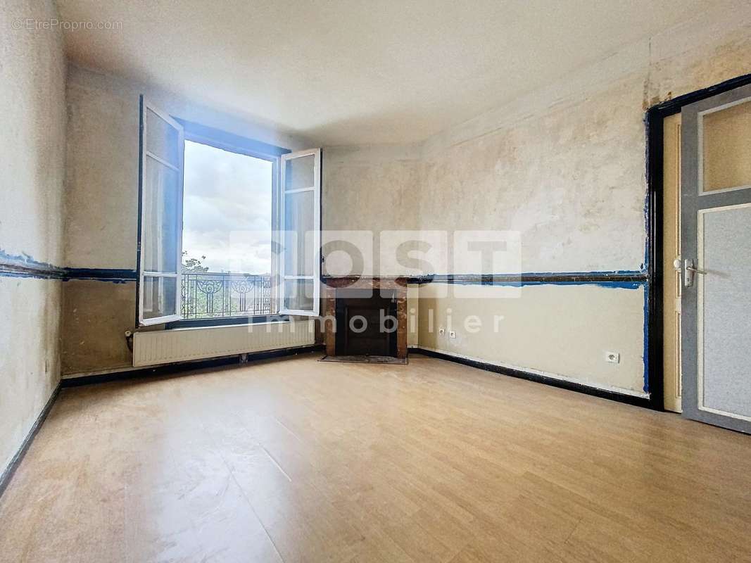 Appartement à COLOMBES