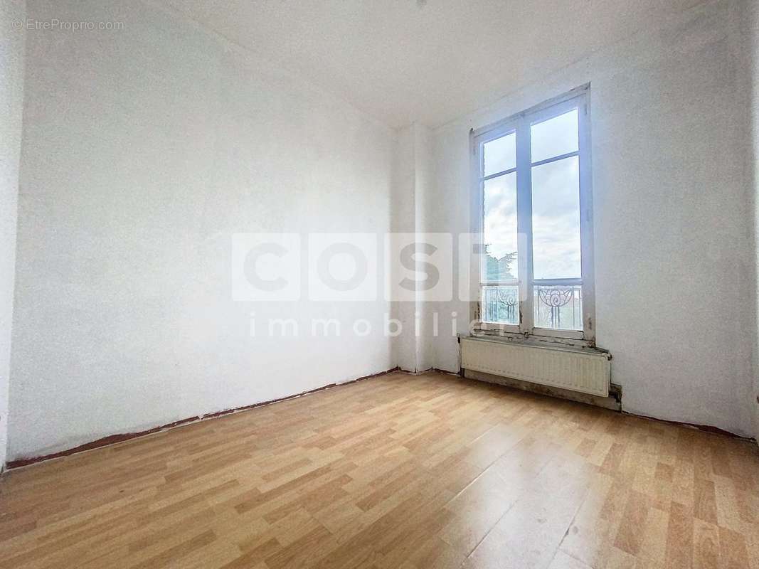 Appartement à COLOMBES