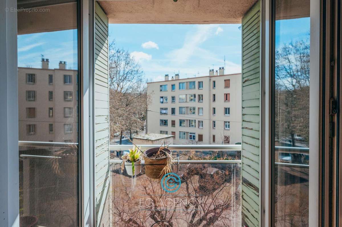 Appartement à MARSEILLE-9E