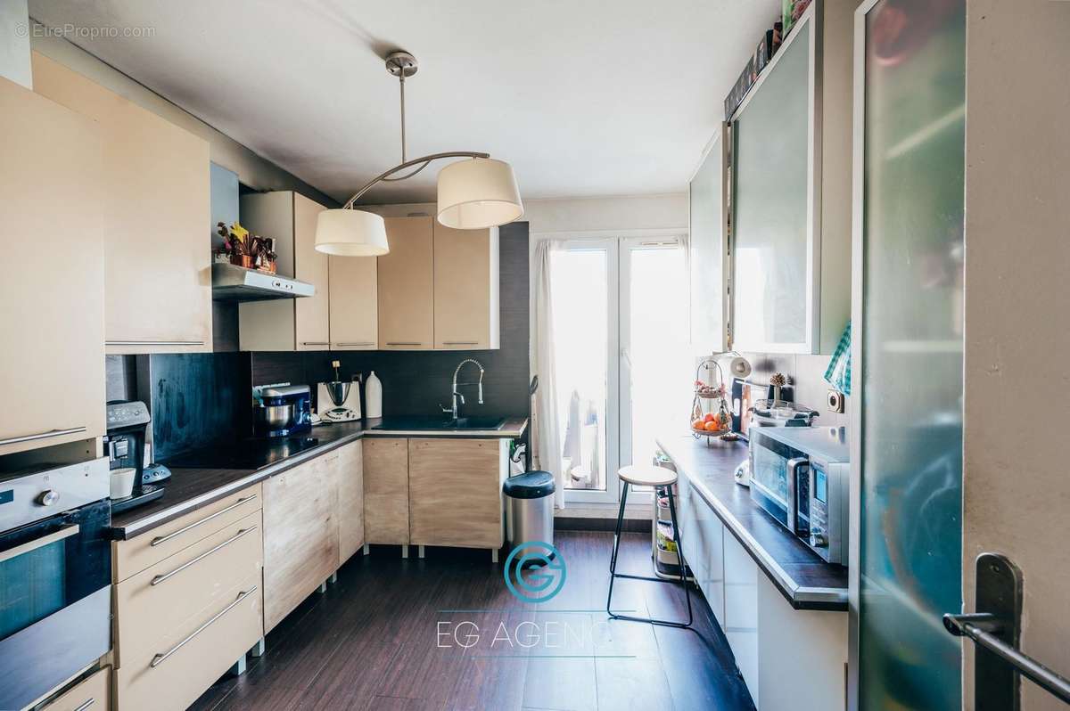 Appartement à MARSEILLE-9E