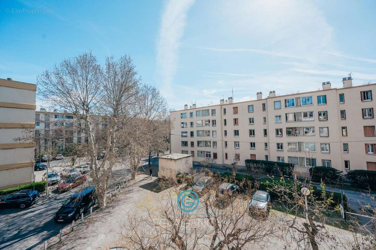 Appartement à MARSEILLE-9E