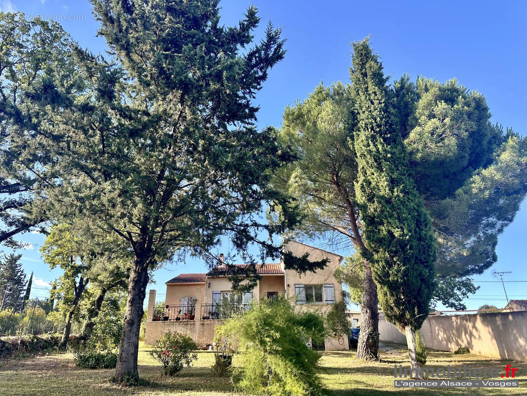 Maison à SAINT-LAURENT-LA-VERNEDE